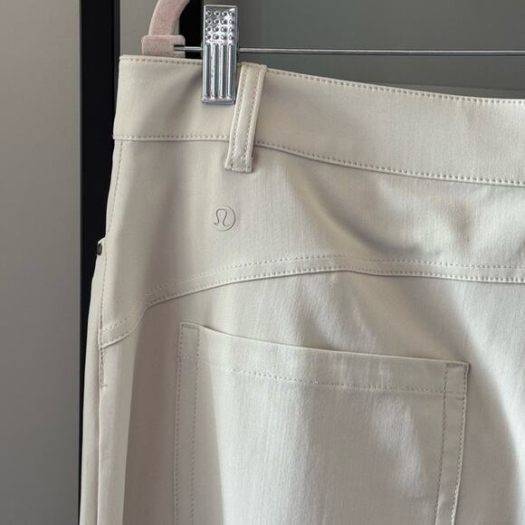Lululemon City Sleek 5 Pocket Wide-Leg High Rise 7/8 Length Pant White Opal 33 - Picture 4 of 10